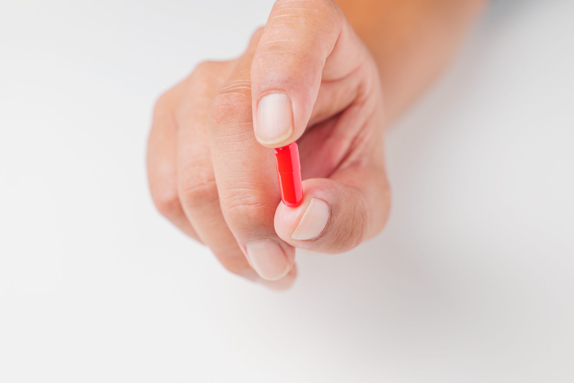 インフルエンザで市販薬を飲むと危険？解熱剤は使ってもいい？ 【医師解説】